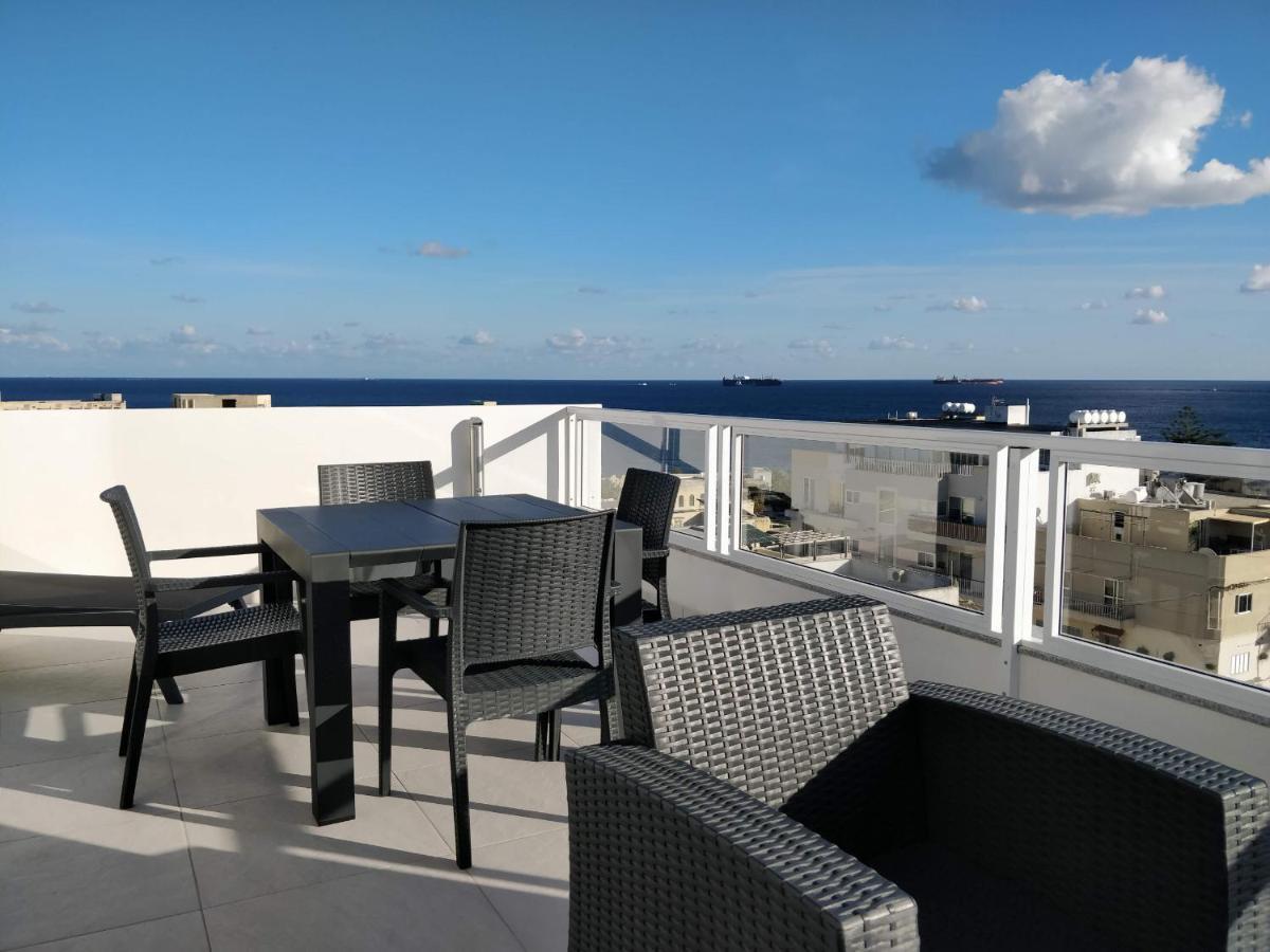 Sea View Penthouse With Large Terrace Irom1-1 Apartment Marsaskala Bagian luar foto