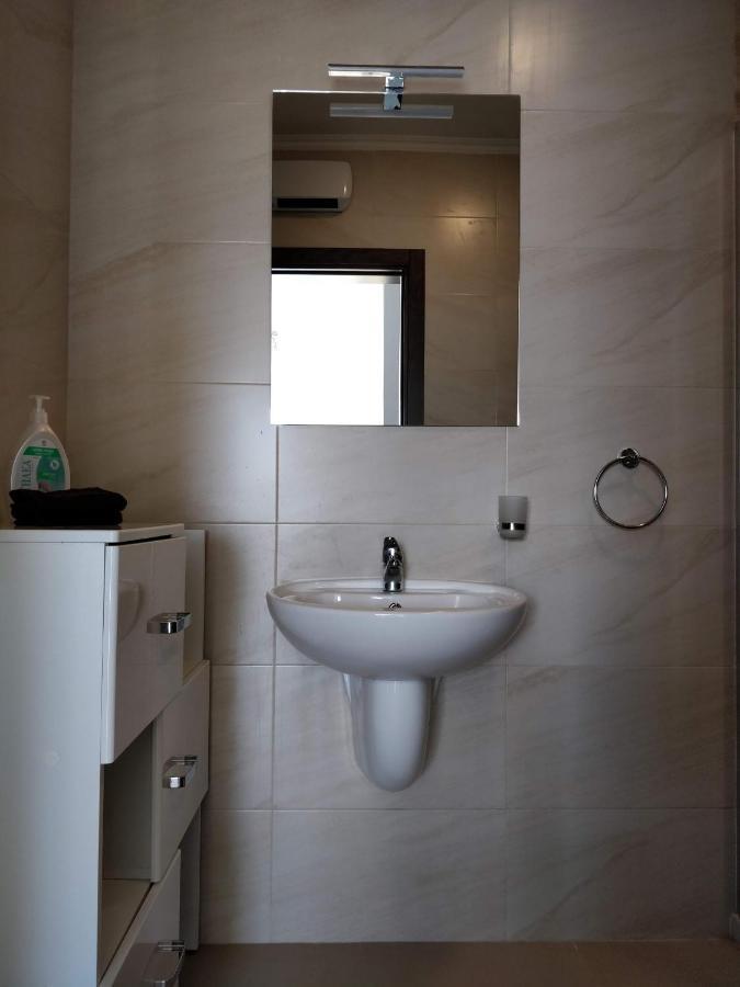 Sea View Penthouse With Large Terrace Irom1-1 Apartment Marsaskala Bagian luar foto