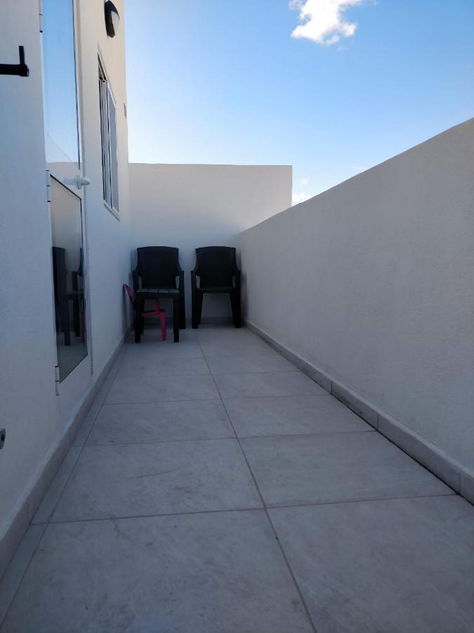 Sea View Penthouse With Large Terrace Irom1-1 Apartment Marsaskala Bagian luar foto